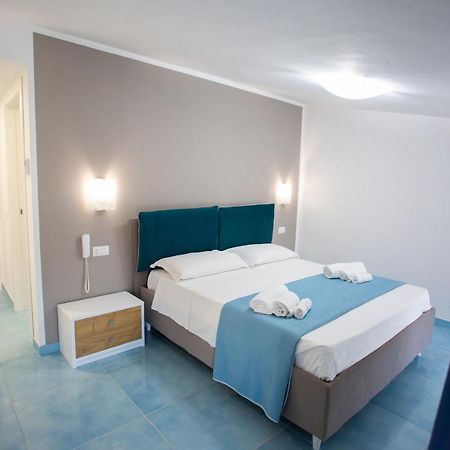 Hotel Da Alfredo كاستيلاباتي المظهر الخارجي الصورة